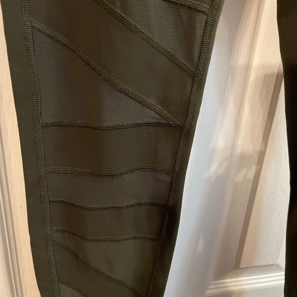 Lululemon mesh cutout leggings